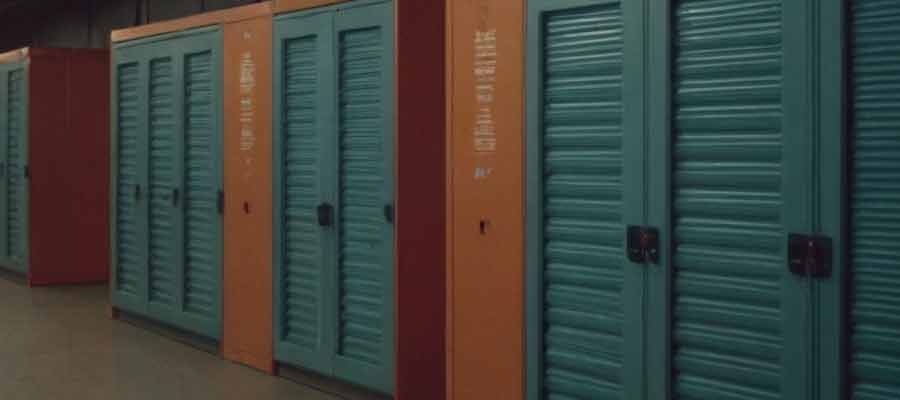 rent a space in a public storage facility