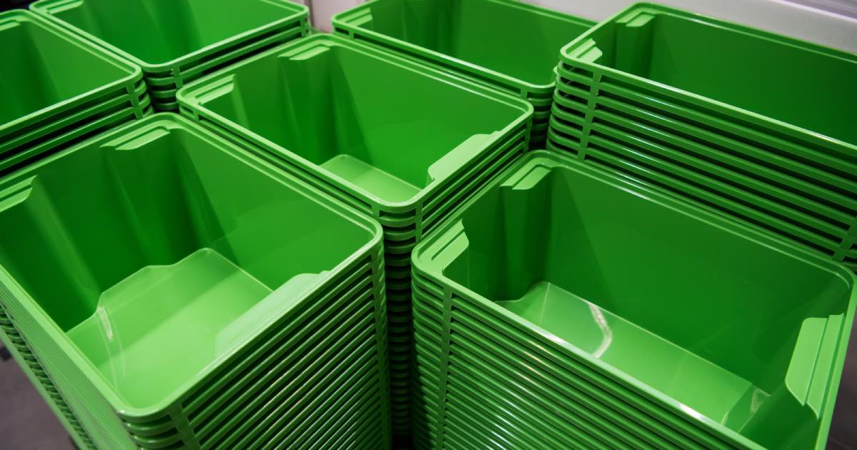 plastic storage containers